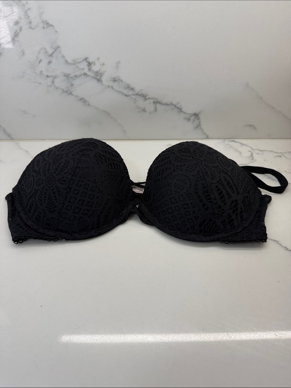 Victoria's Secret Black Lace Push-Up Bra - Elegant Lace Overlay